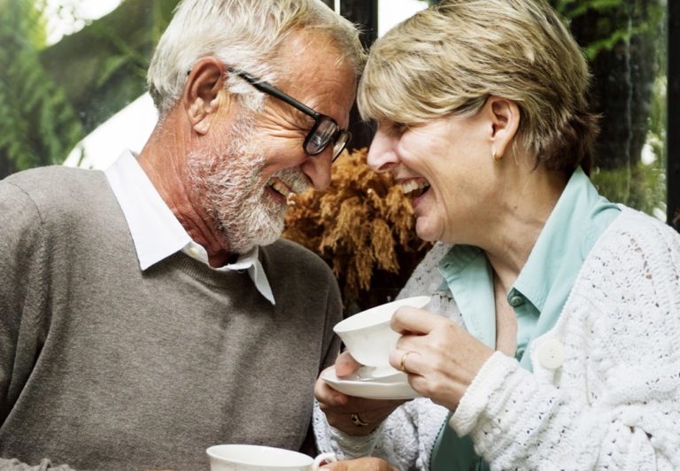 Shockwave Therapy, older smiling couple